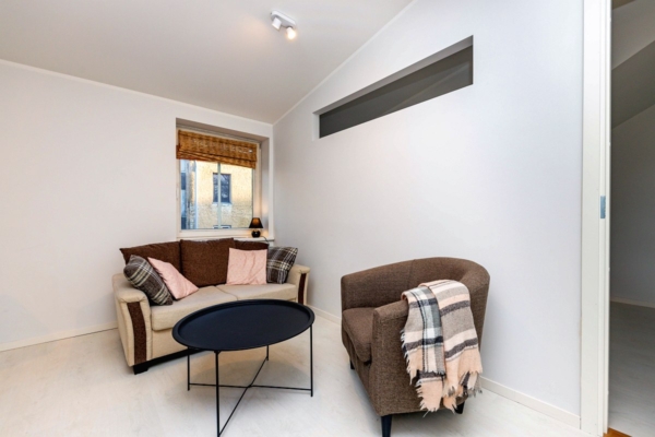 diivan-renoveeritud-korteris