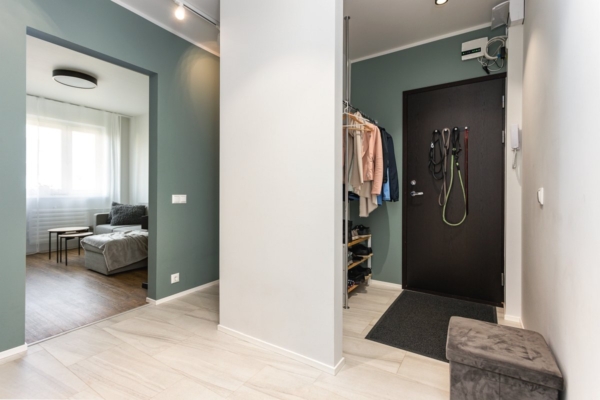 paneelmaja-renoveeritud-korteri-esik