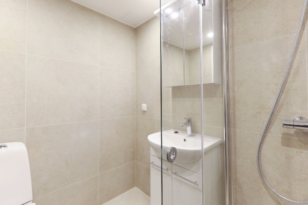 Beež vannituba Lasnamäe 2-toalises korteris 2 beez-remonditud-vannituba-lasnamael