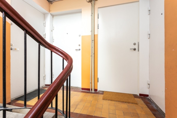 siseuste-valisuste-paigaldus