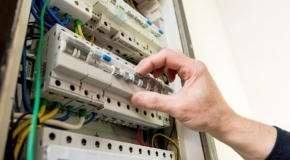 Elektrisüsteemi vahetus ja kohandamine