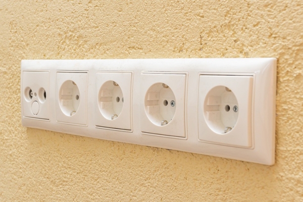 Pistikupesade paigaldus