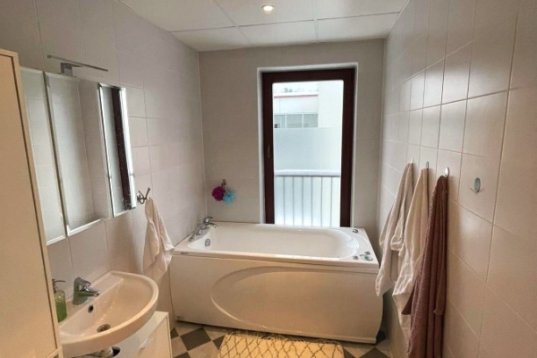 renoveerimata-vannitoa-naidis-uusarendusest