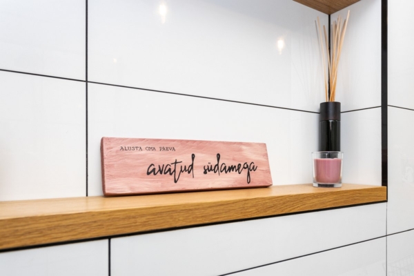 naidis-renoveeritud-vannituba