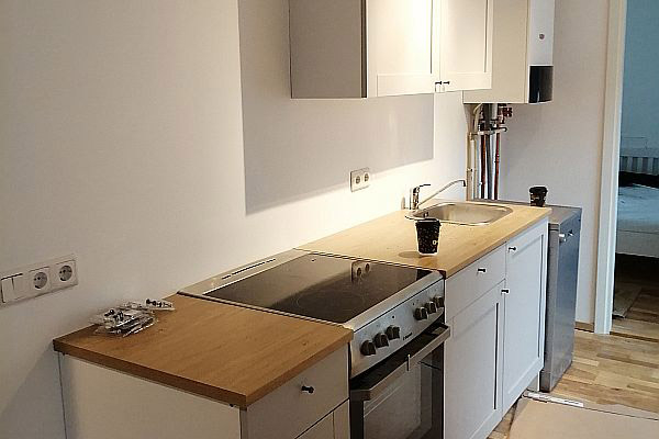 Paneme kokku köögimööblit 1 too-koogimoobli-koostamine