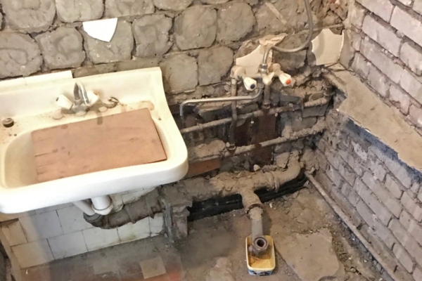 Südalinna kolmetoalise korteri remont 5 kapitaalremonti-vajav-vannituba