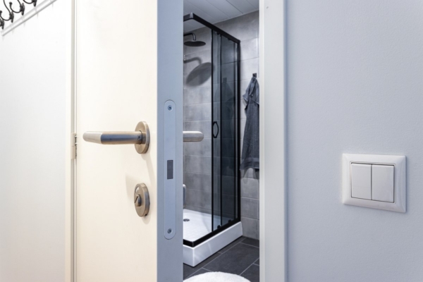 Mustamäe kahetoalise korteri kapitaalne remont 3 mustamae-kahetoalise-korteri-esik