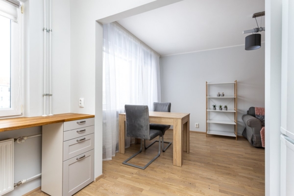 Mustamäe kahetoalise korteri kapitaalne remont 8 toopind-ulatub-elutoani